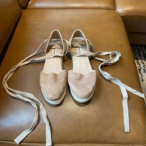 Steve Madden “Remmy” lace up espadrille sandals